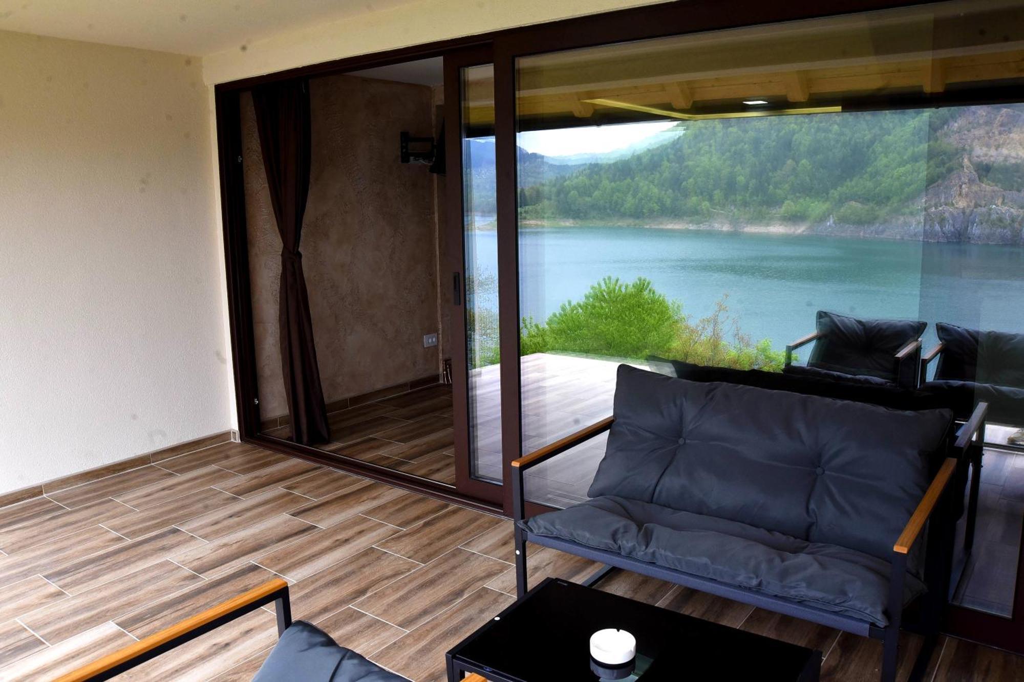 Villa Zoranovi Konaci à Jevtici Extérieur photo